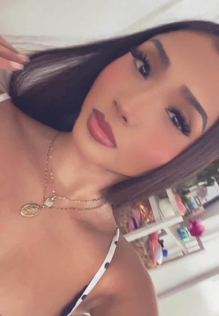 @𝐶𝑎𝑟𝑚𝑒𝑙𝑎