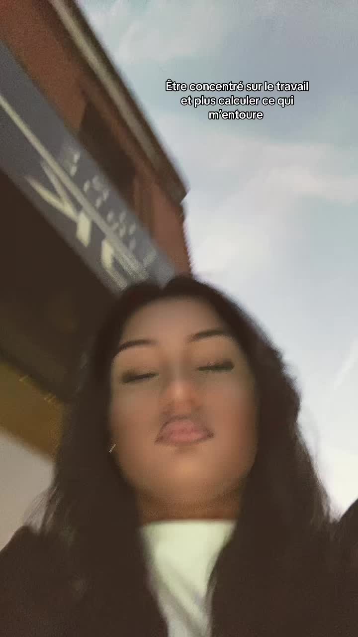 @โ๐๐๐ฃ๐๐