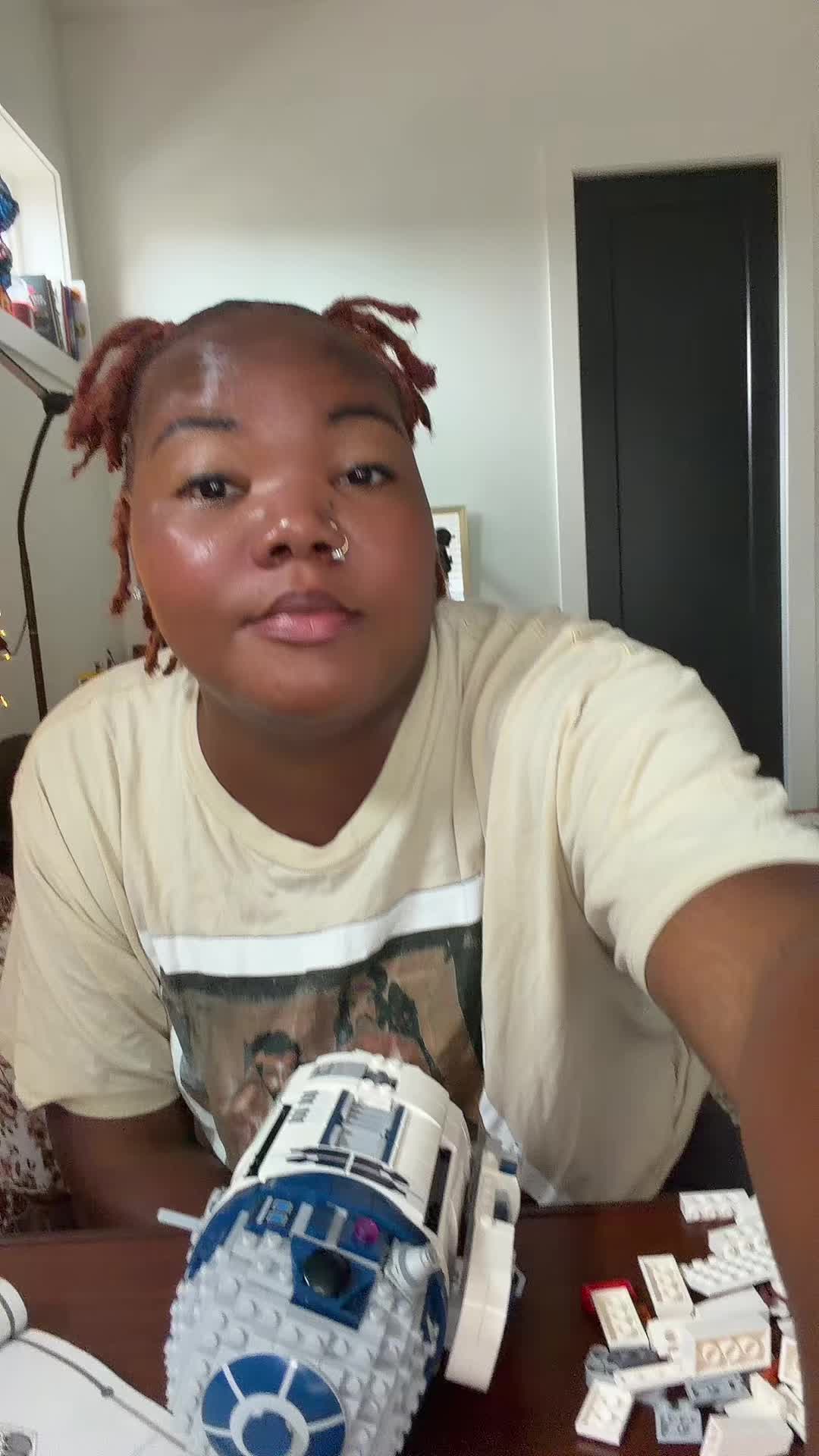 @Niayvette