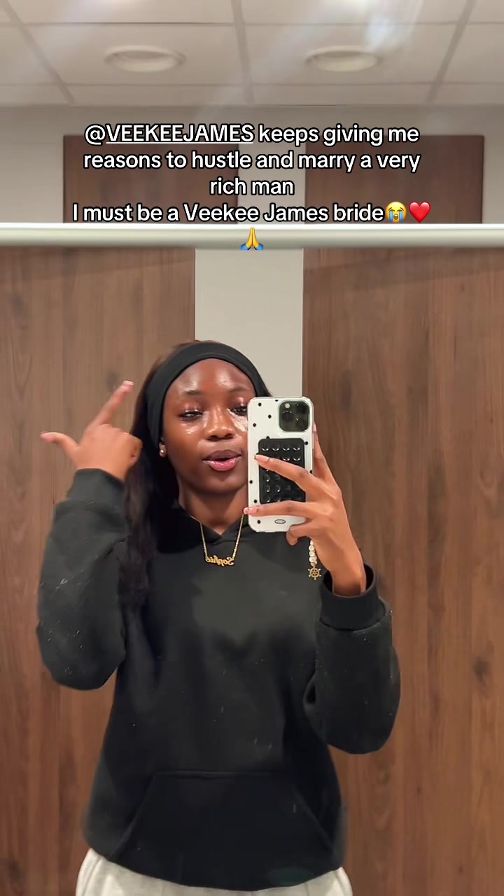 @𝓢𝓸𝓹𝓱𝓲𝓪🥹💗