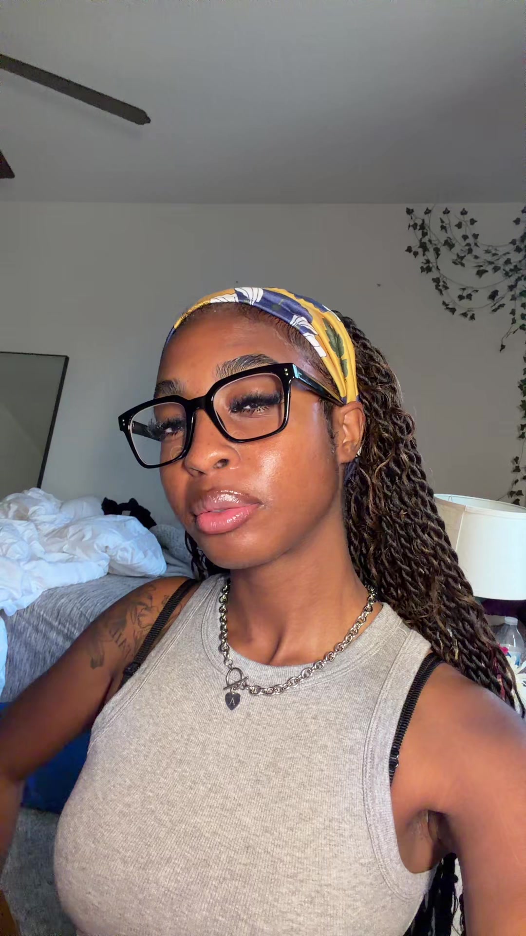 @yana