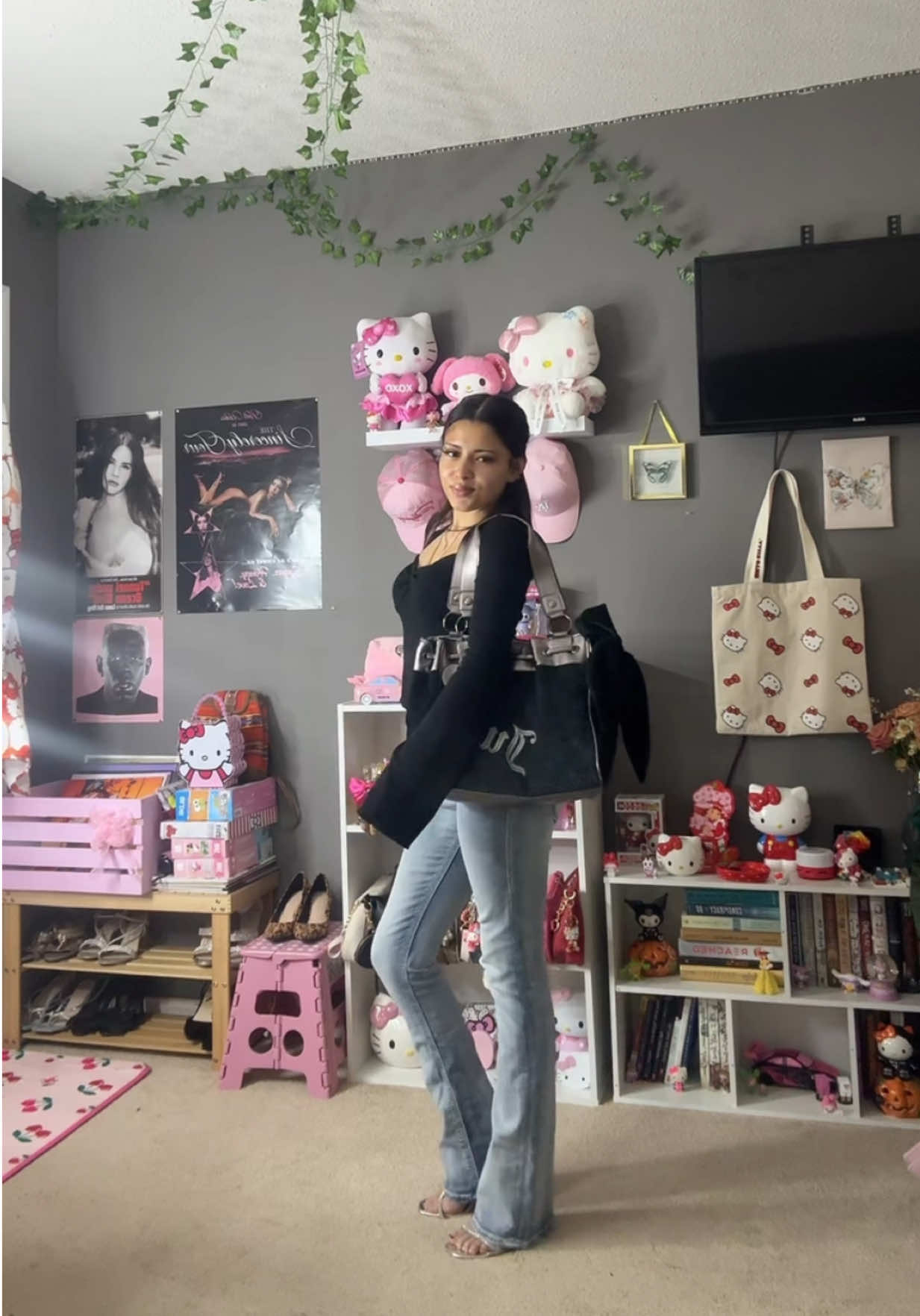 @rosselyn ⋆˚౨ৎ ⋆.˚