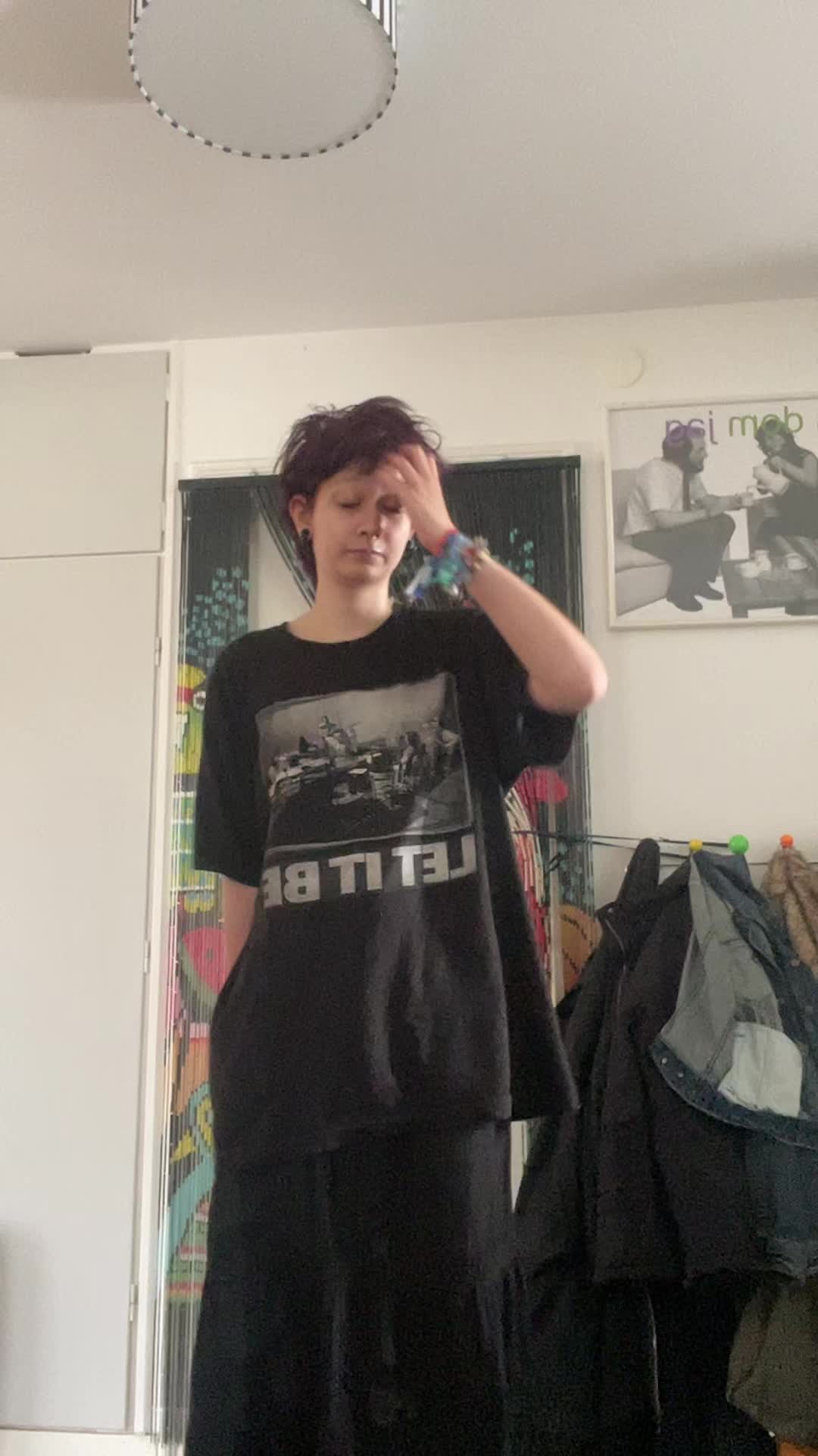 @✯