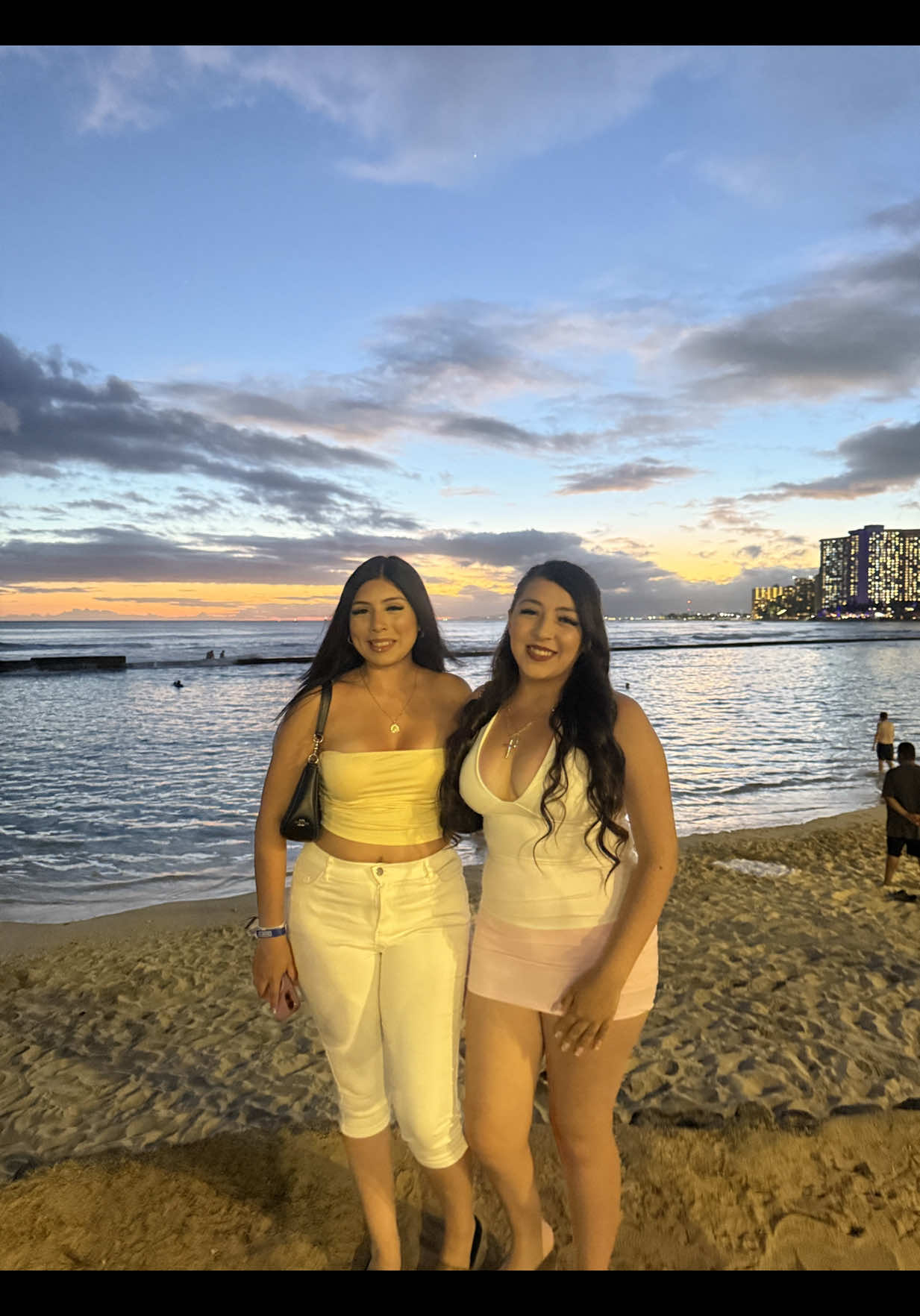 @bellaa
