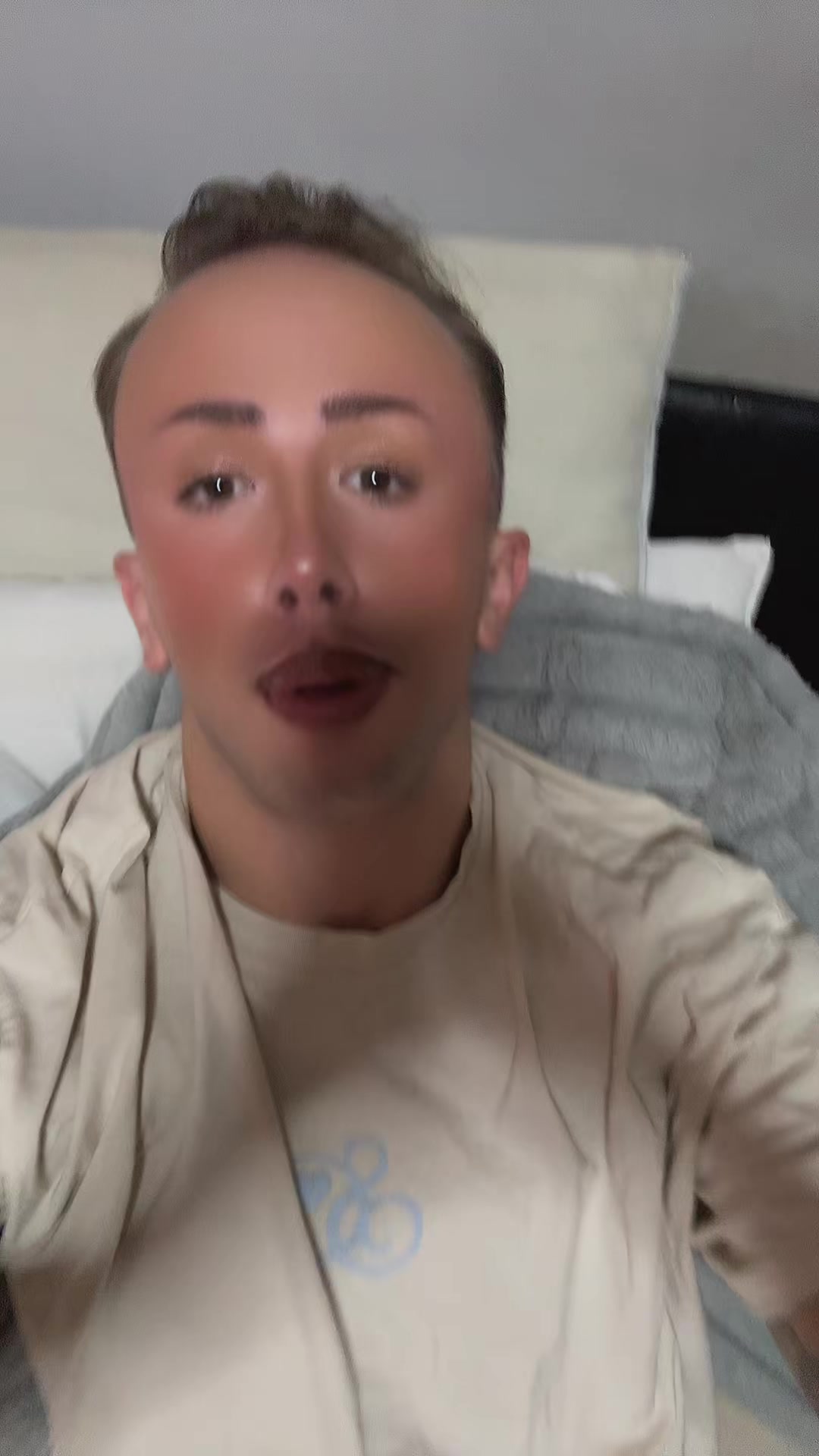@Lukey💋🎀🦋⚡️🎧