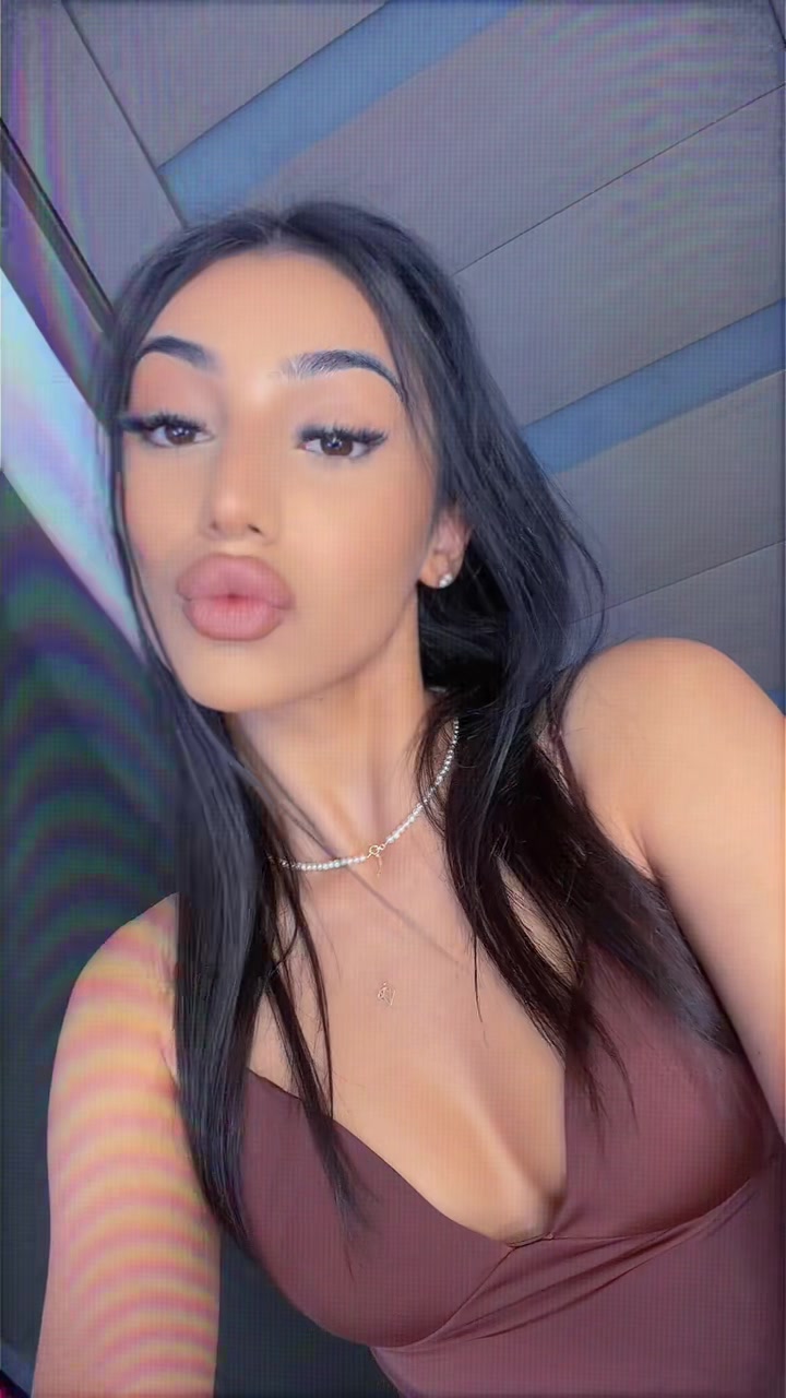 @Anais