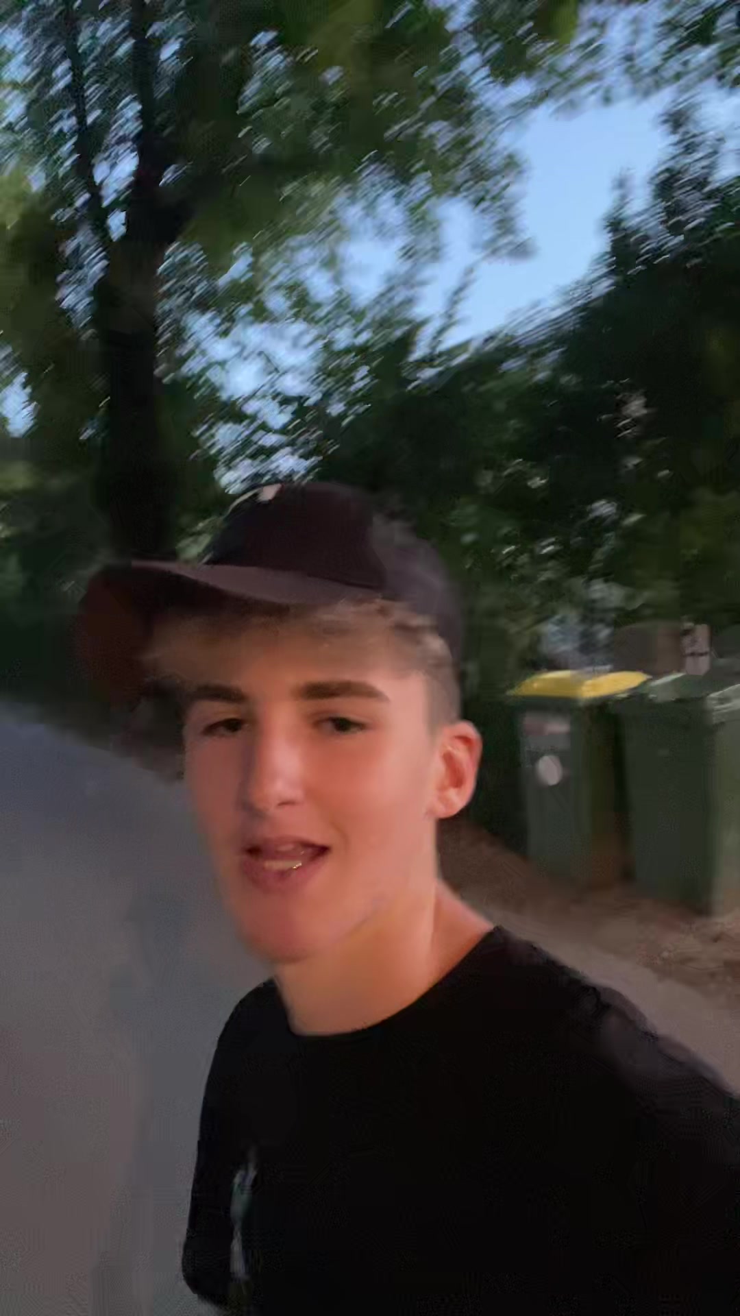 @F A L K O
