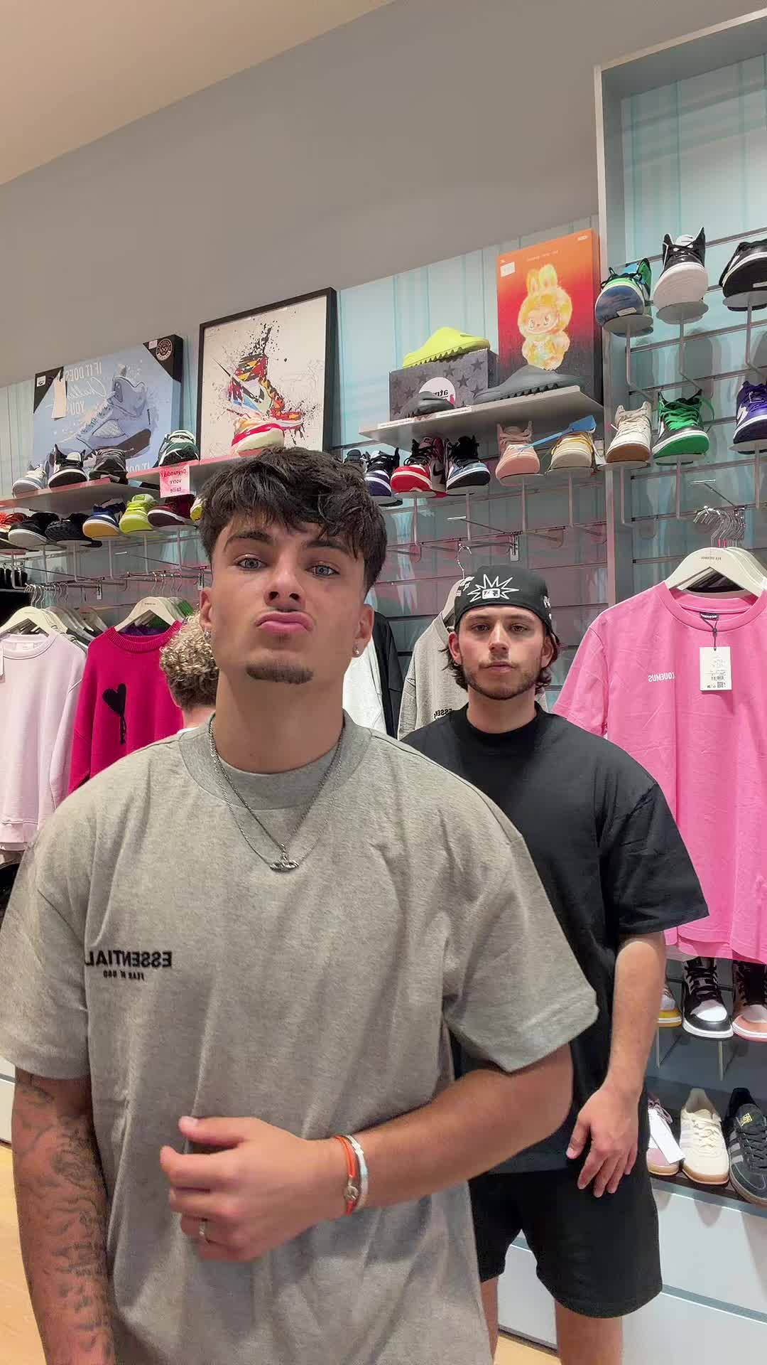 @LUCAS SUR TIKTOK