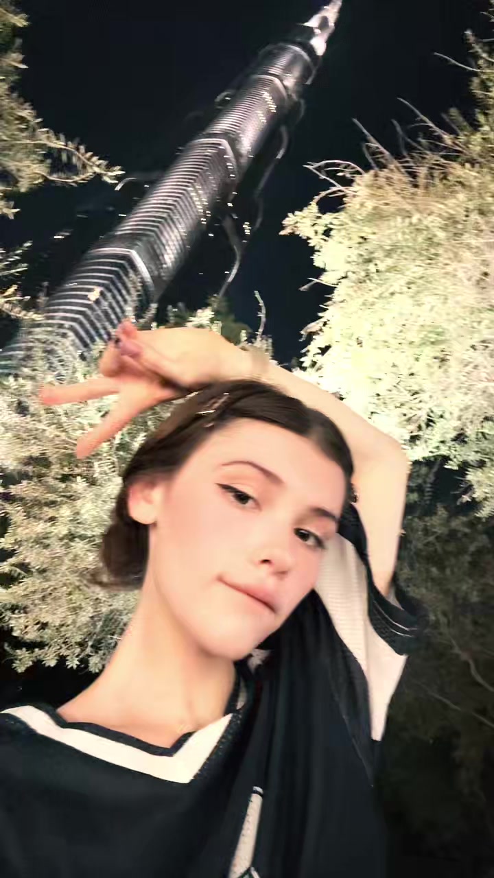 @Zoe<3