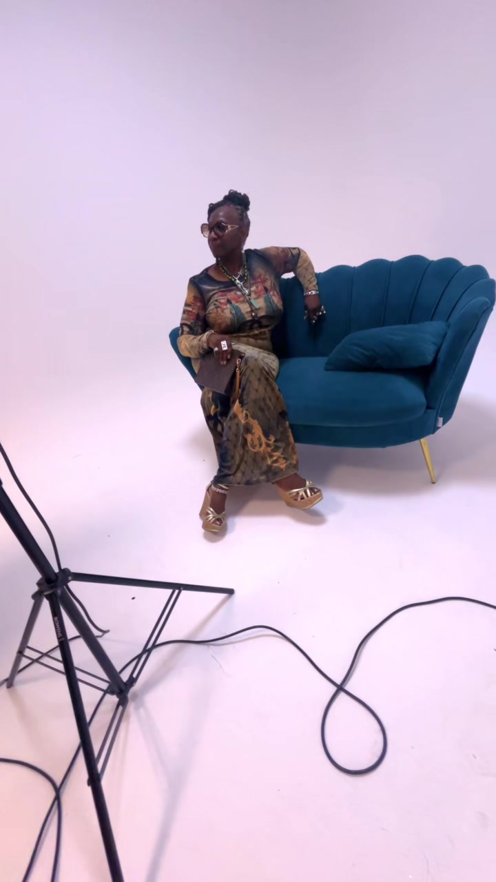 @Miss queen fabulous