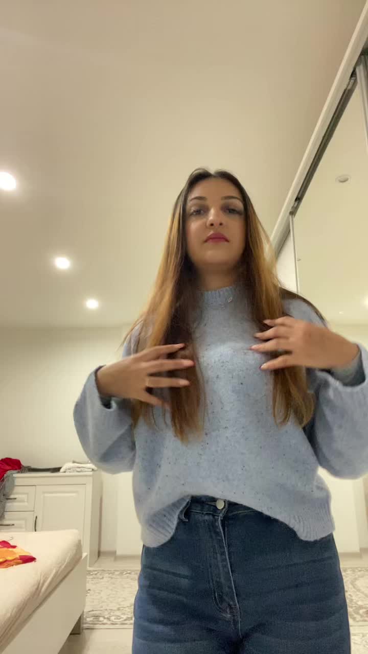 @Laura Sandorova