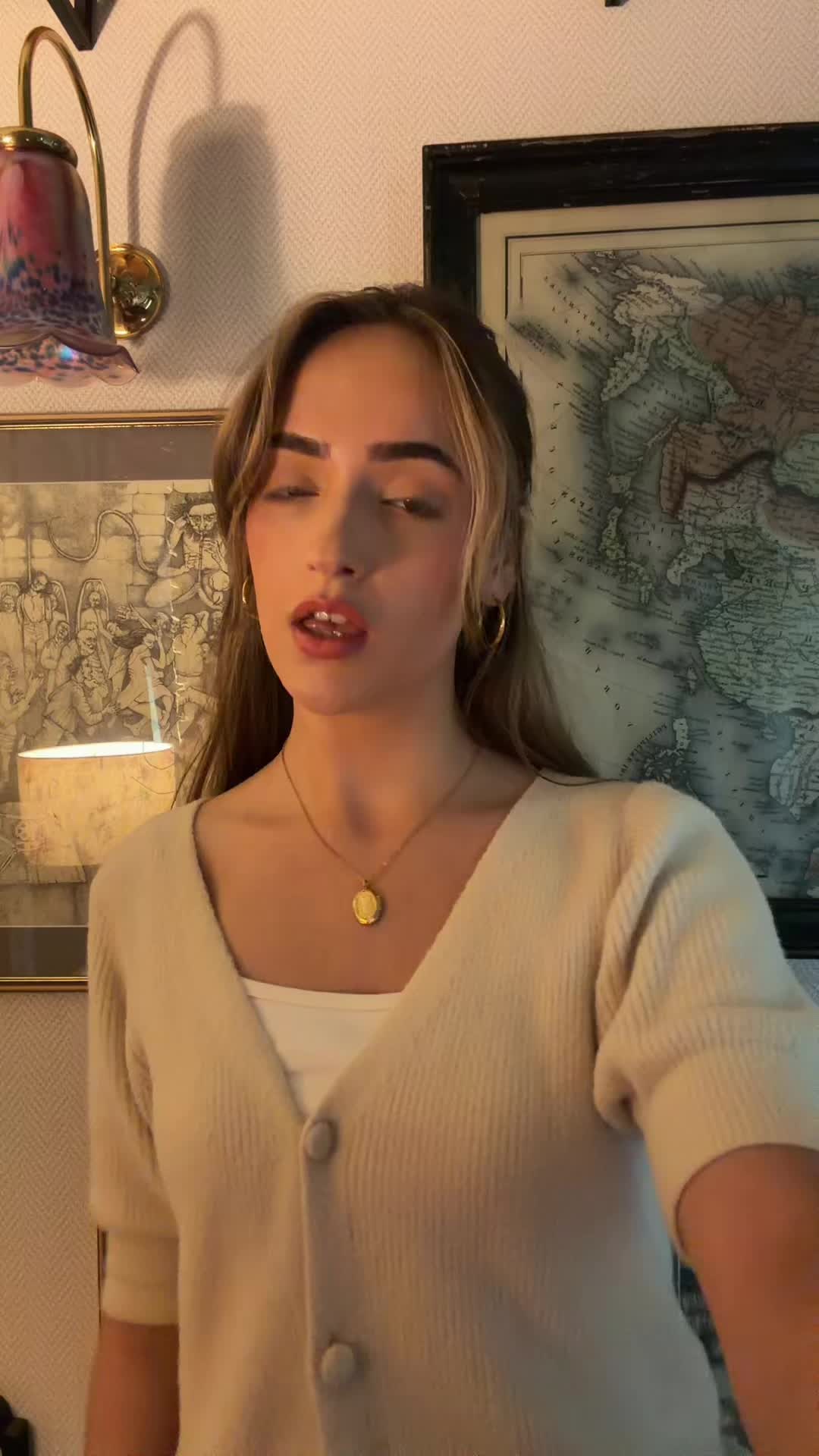 @KelseySarah