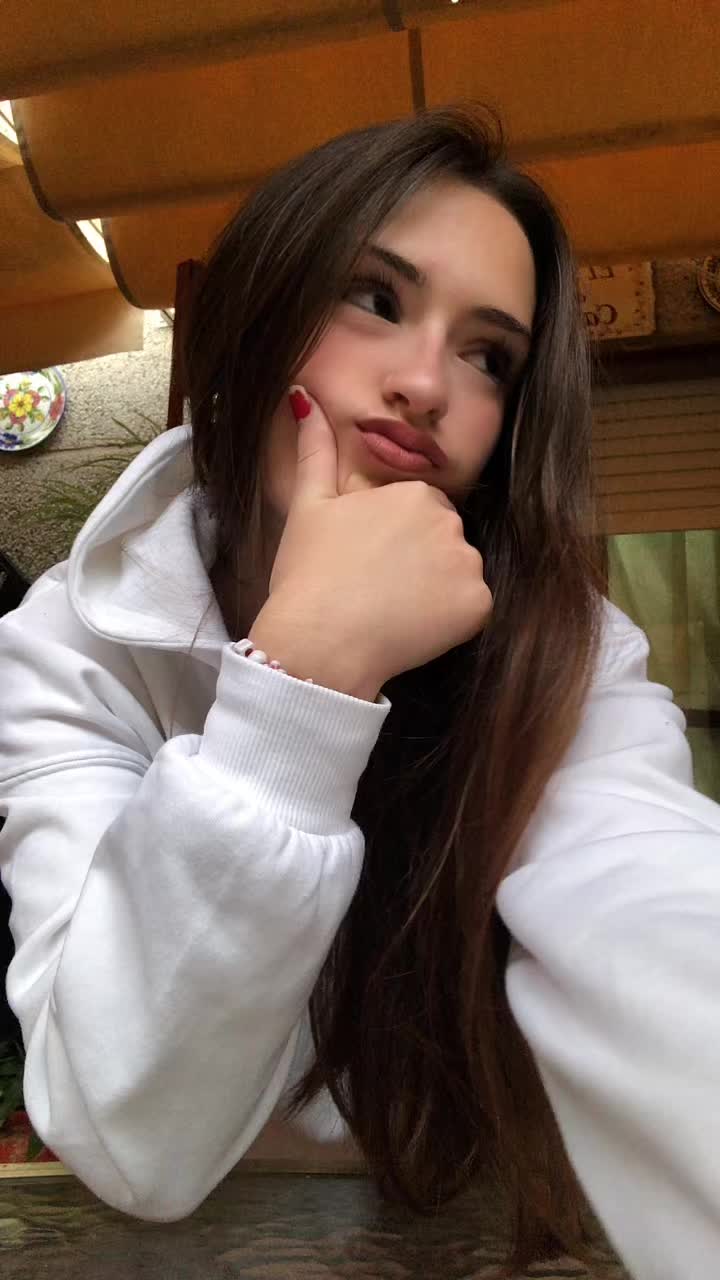 @Evelyn López