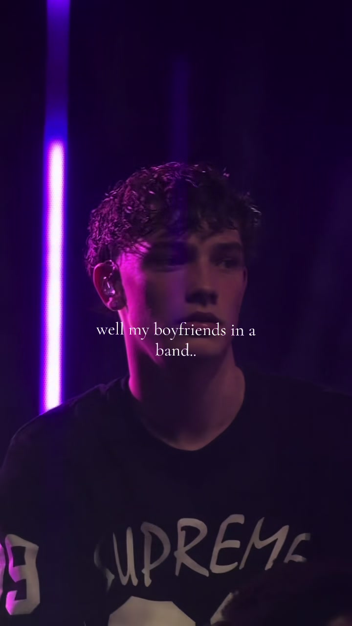 @𝖫𝖠𝖴𝖱𝖠 🩷