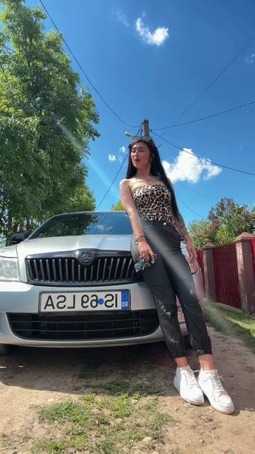 @FATA CU SKODA💙🤍