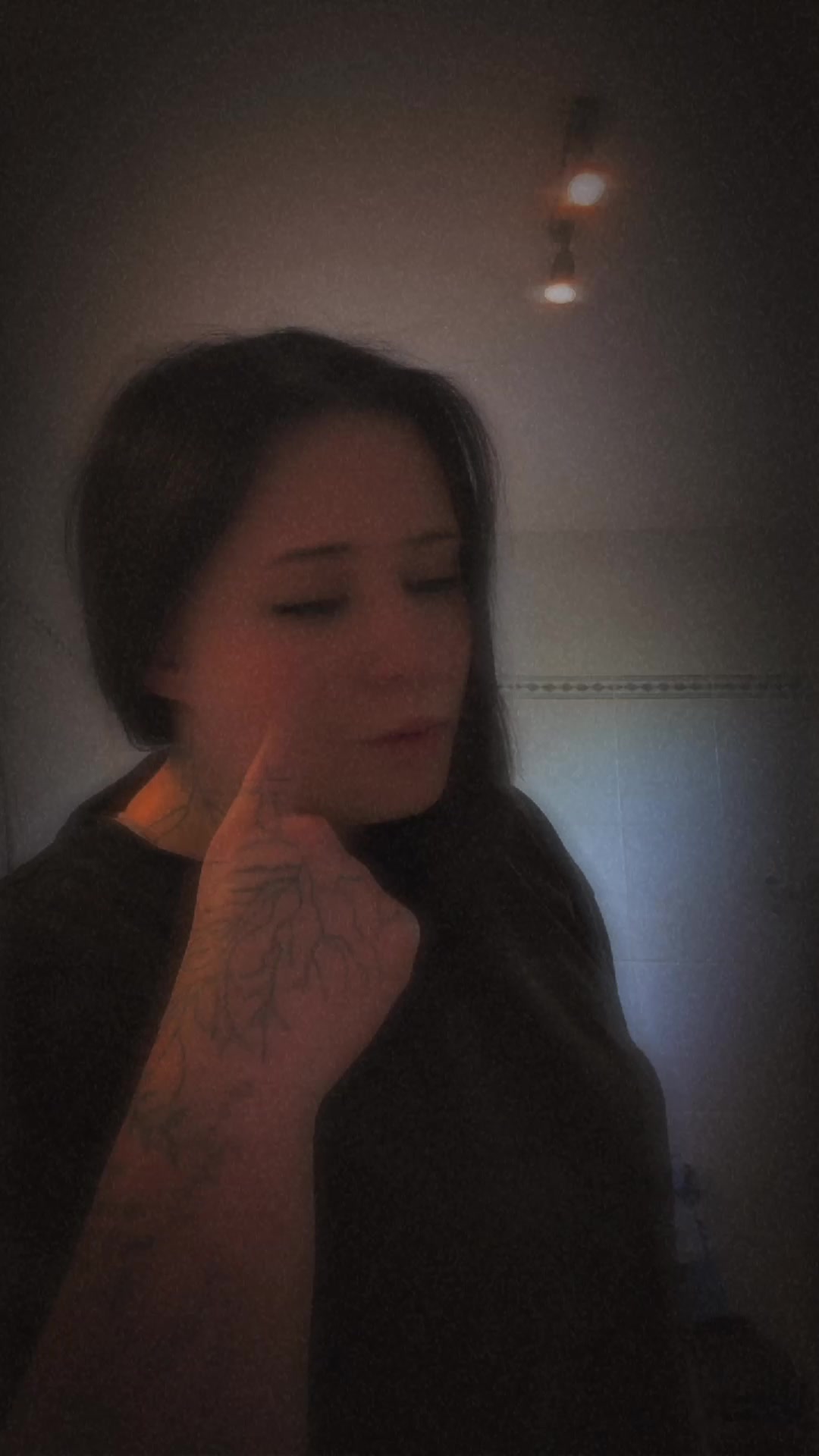 @mxllyx.fx