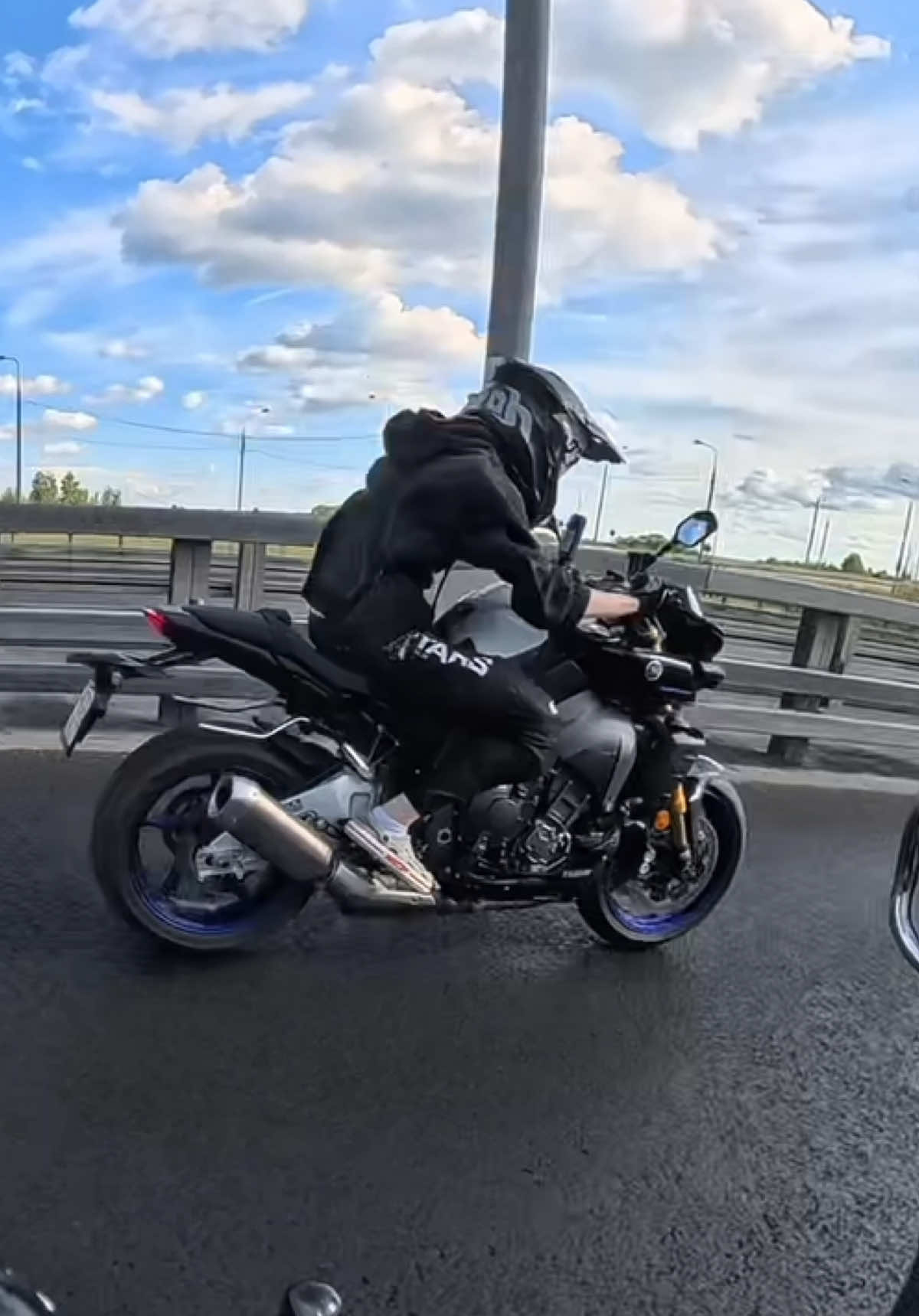 @Kawasaki_7_MX