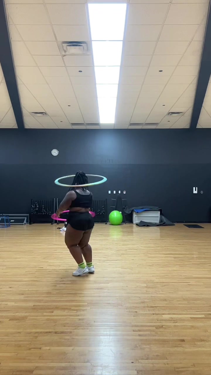@TheeGalavantingBae