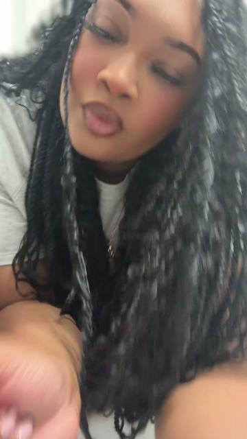 @the_prettychinadoll