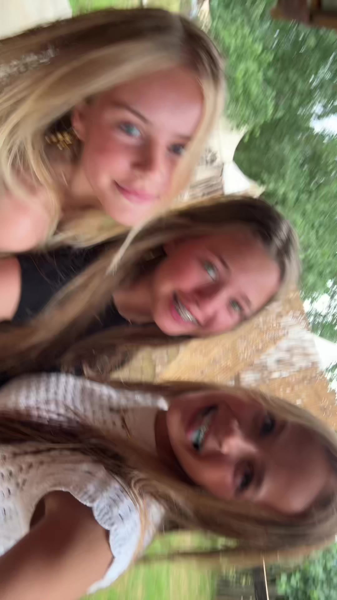 @emm