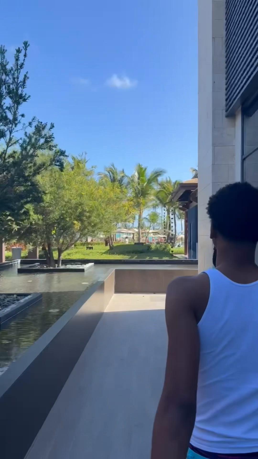 @C3tothurl_🕴️