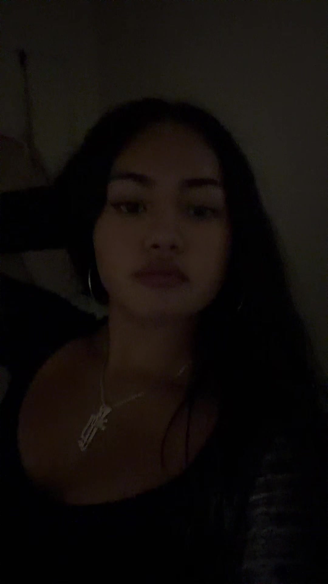 @AnnieFlores