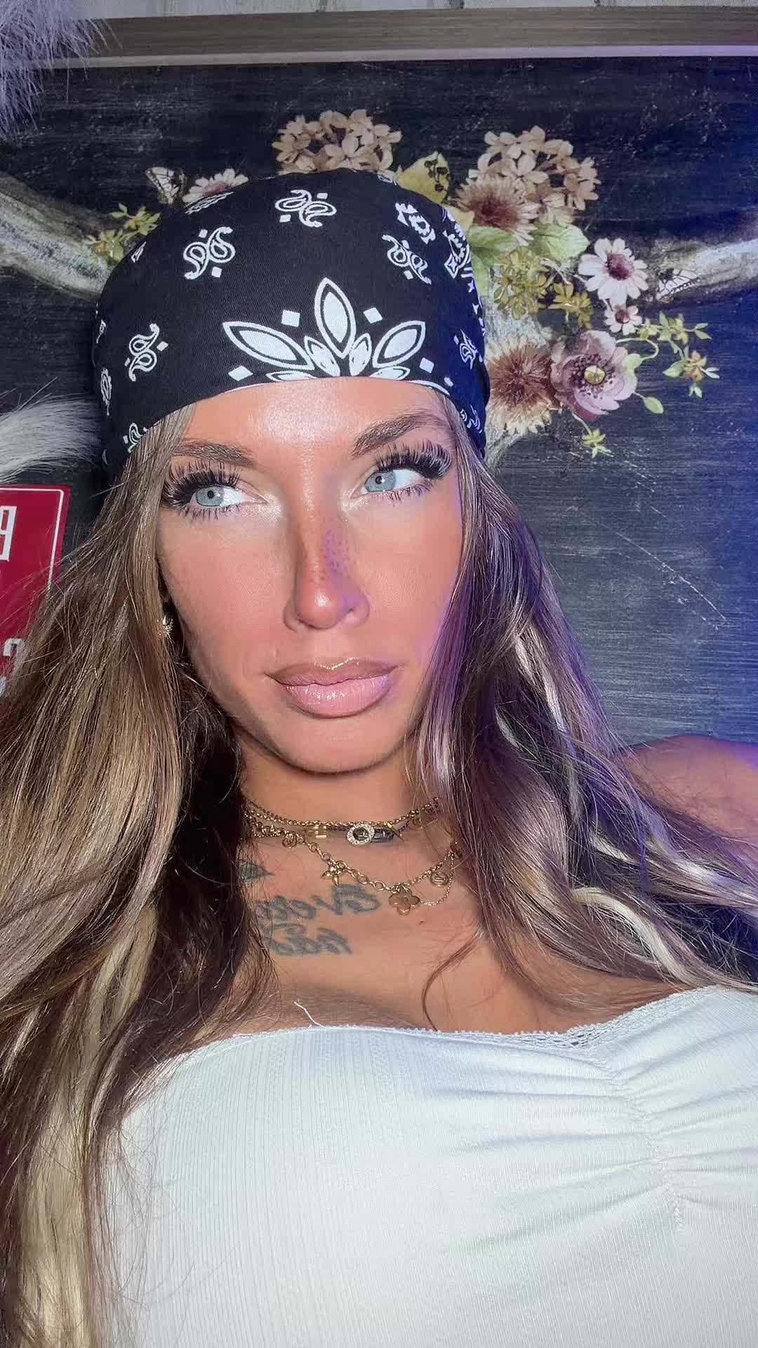 @Sammyjo🩵🖤