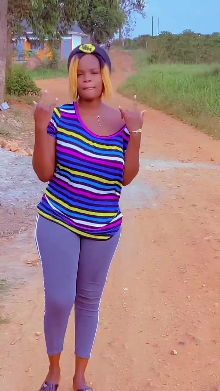 @☄️☄️ alisvicto 💜💧