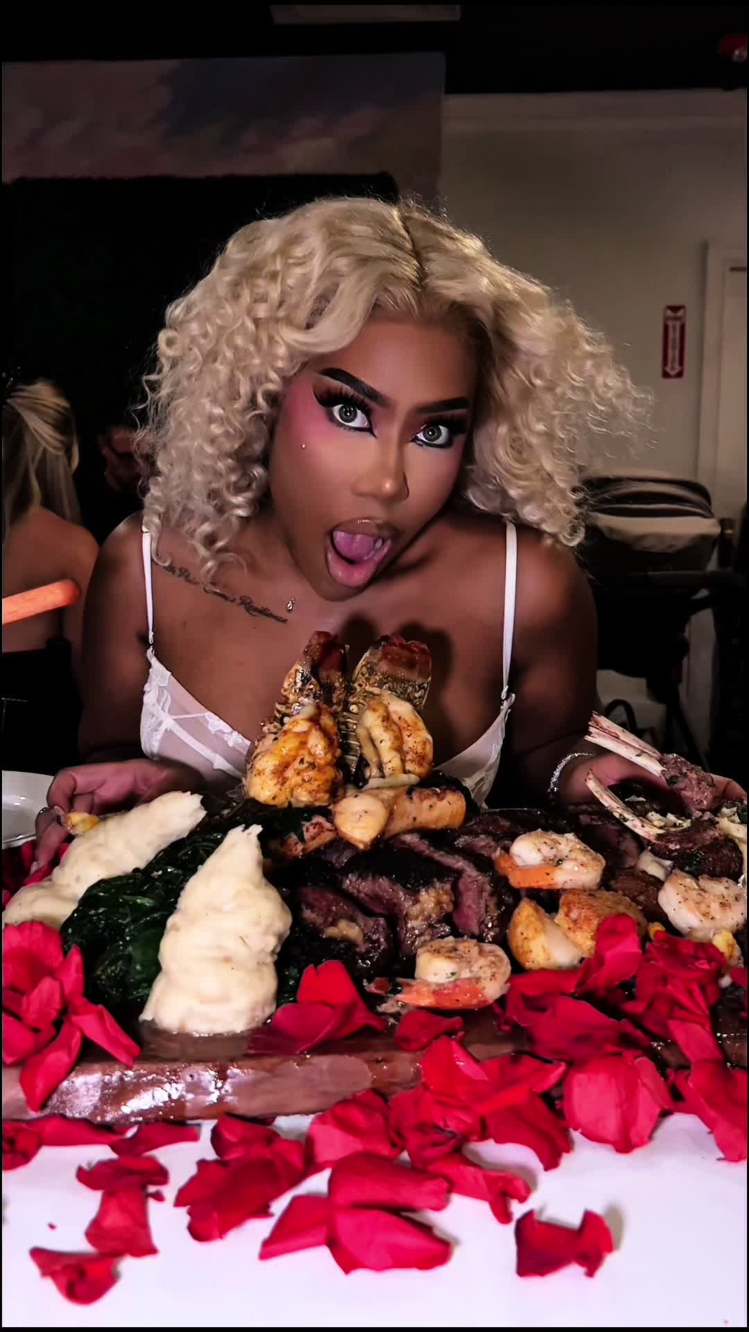 @ASHLYEPIC