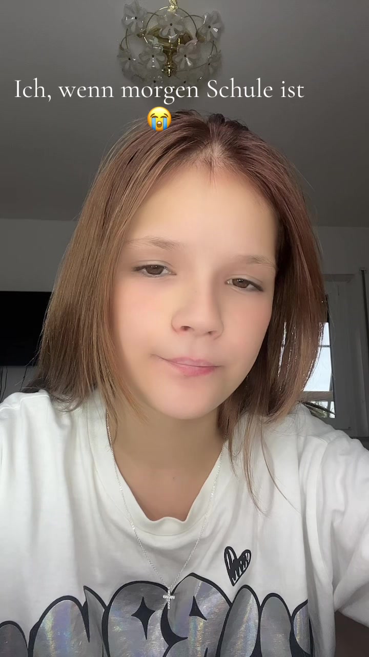 @J🙈