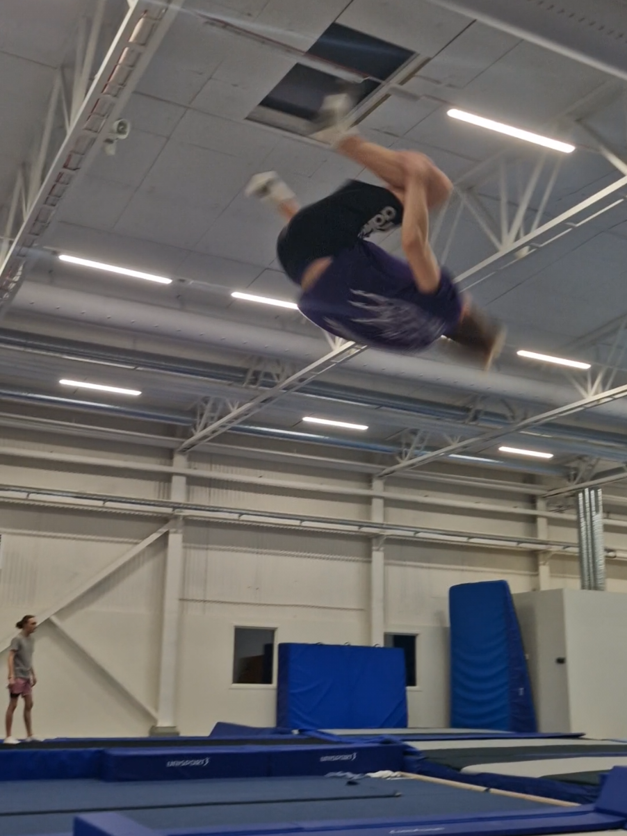 @Limmers flips