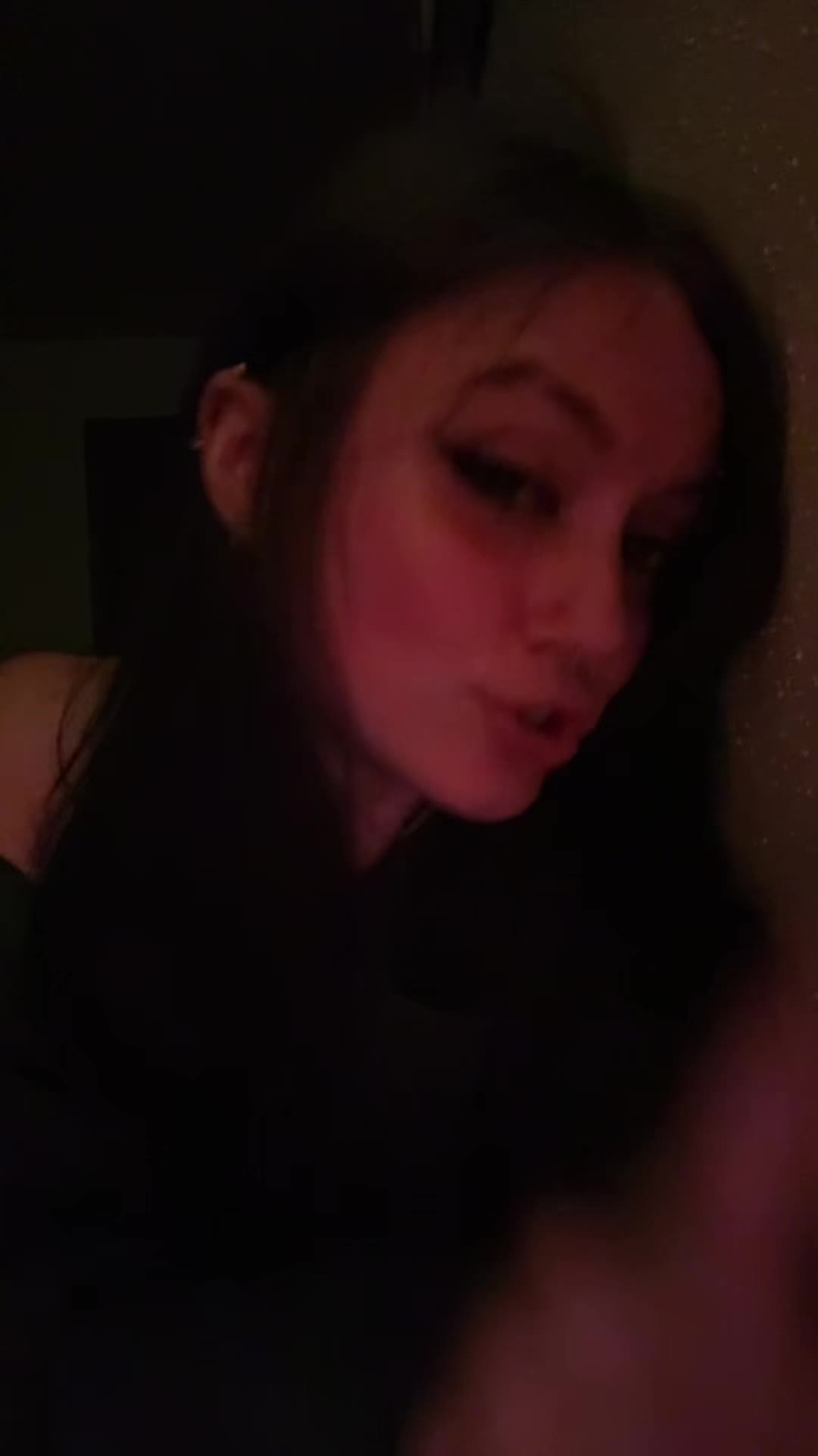 @Julia Fox