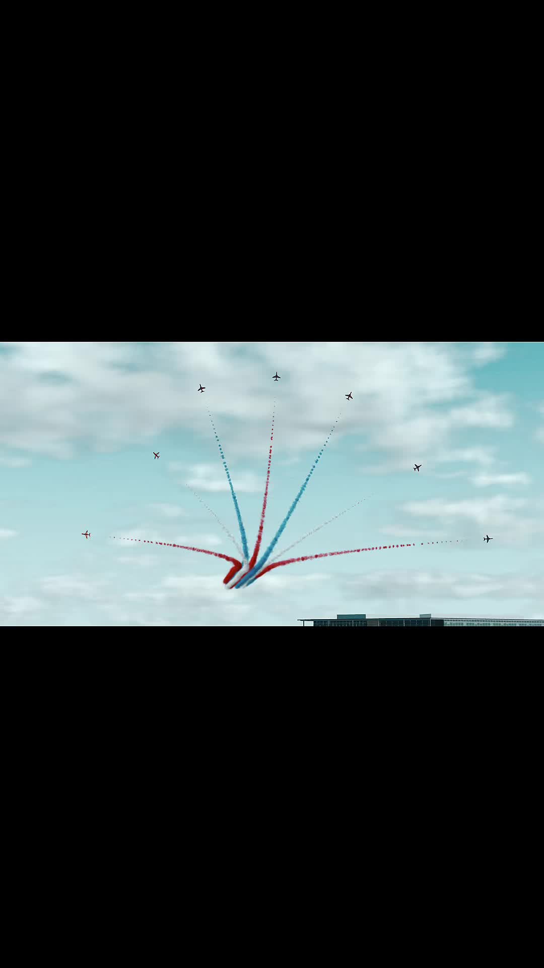 @Roblox Red Arrows