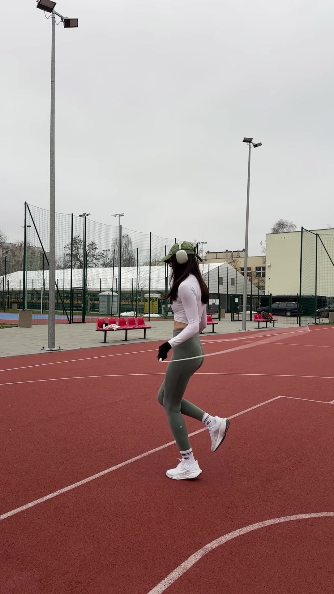 @Lovely Skipping