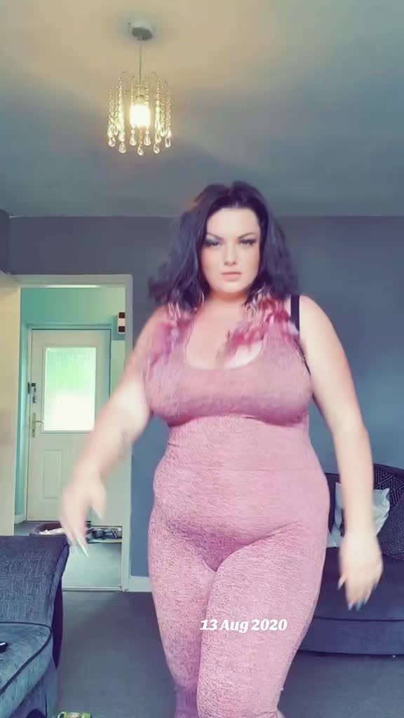 @Nikki-Louise993