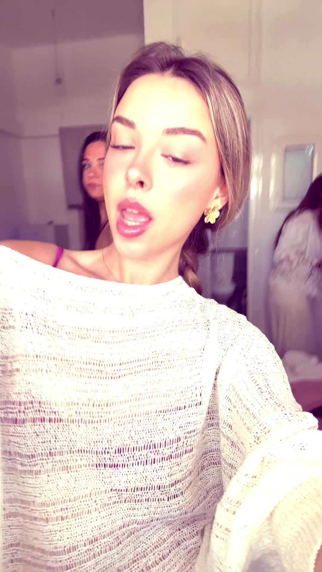 @laianunu