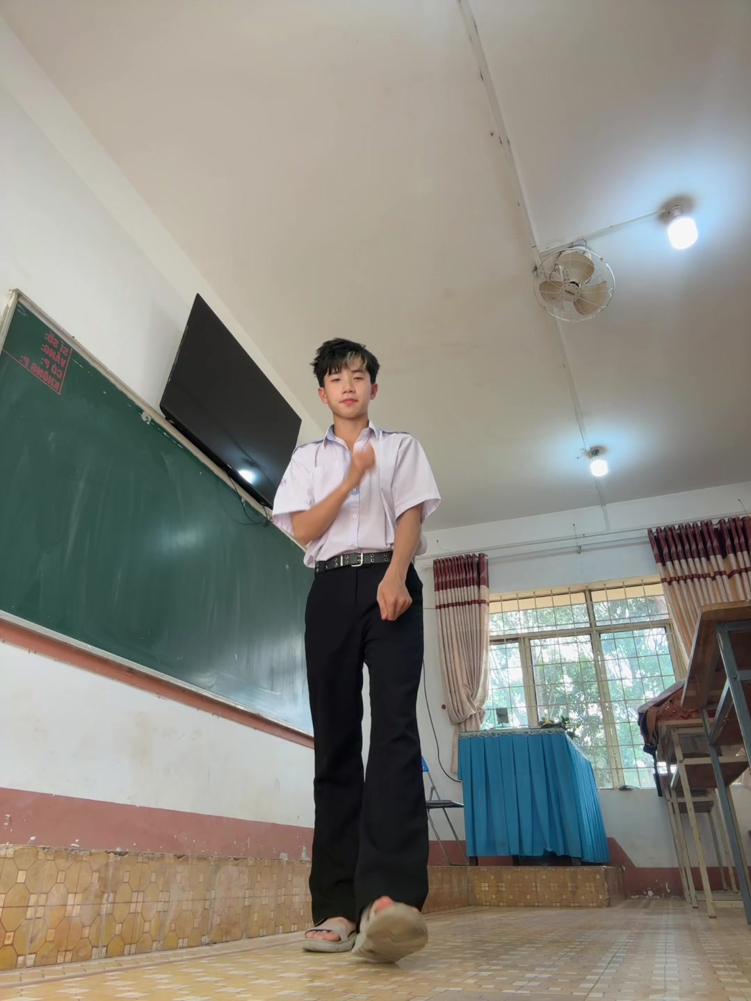 @Thương Ho&agrave;ng