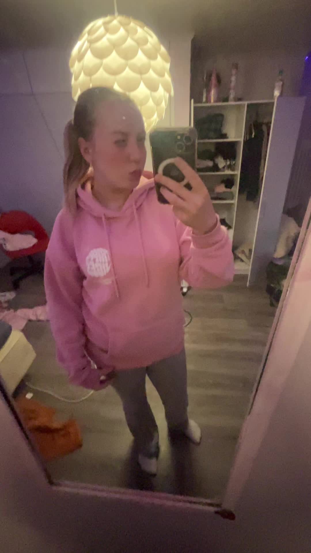 @𝐁𝐥𝐨𝐧𝐝𝐢𝐢😉❤️