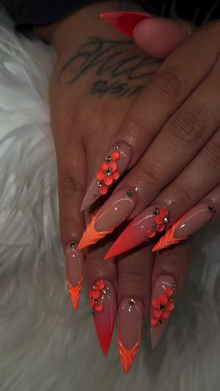 @Daily Nail Inspo Curated ✨️