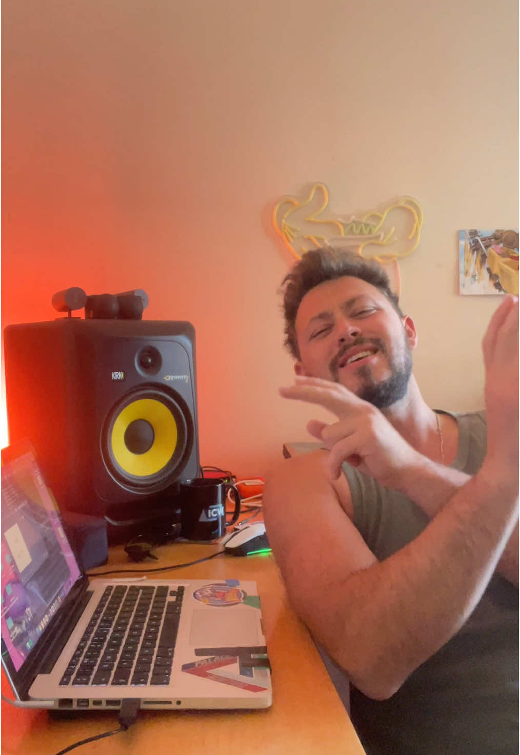 @Antondecksofficial