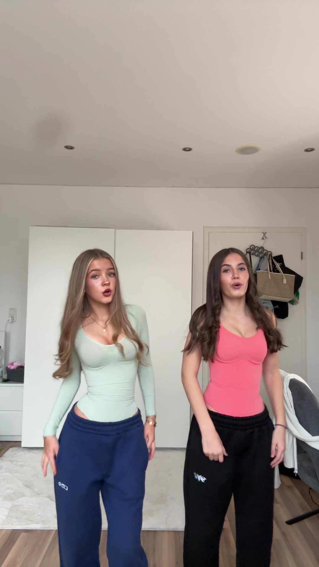 @𝐉&𝐏