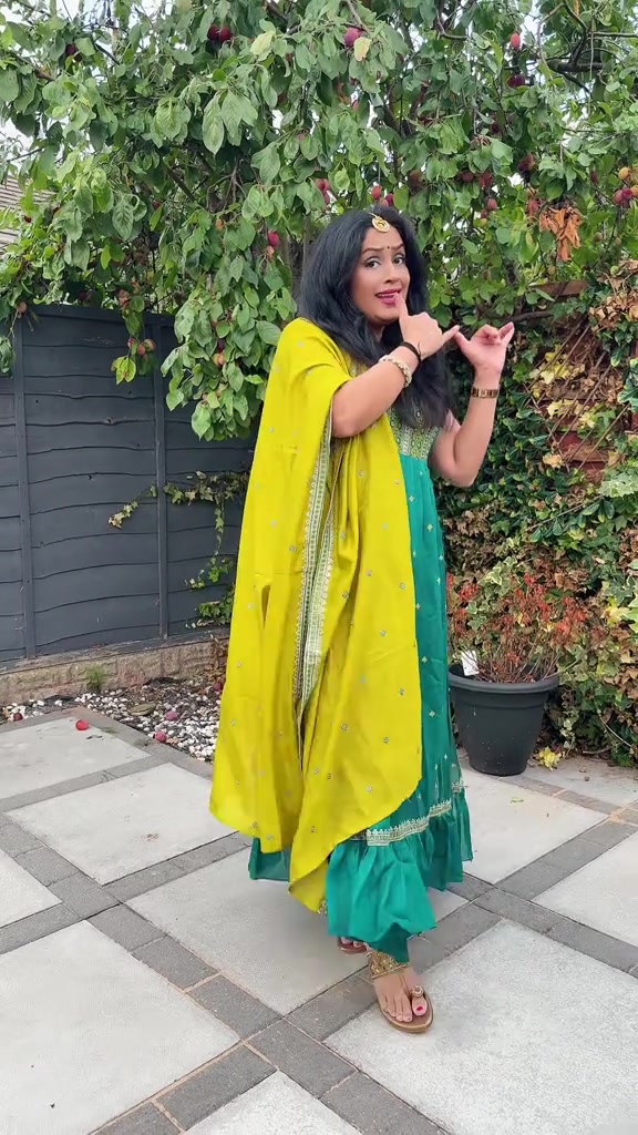 @🧿Nisha🧿