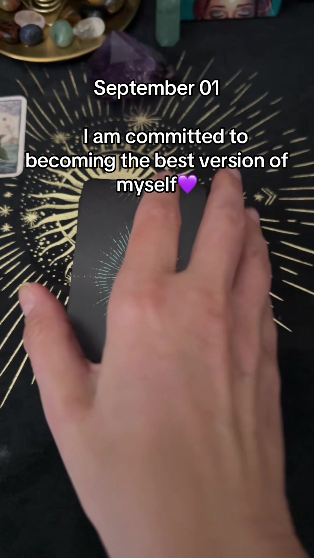 @Tarotcardsnomiracles