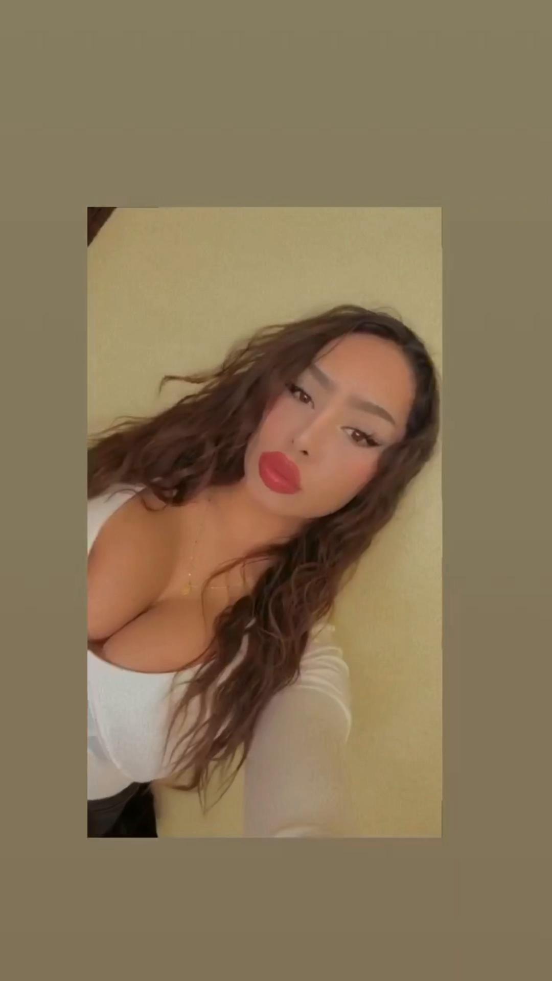 @Elizabeth Rozsavölgyi 25🌹