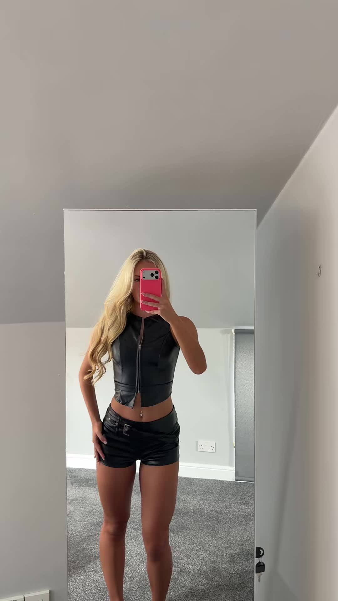 @BelleRosieHoward★