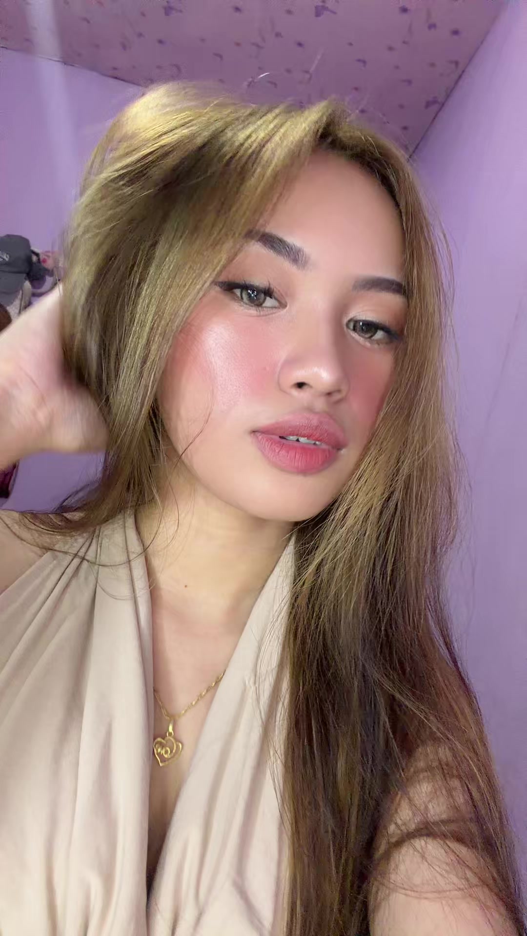 @Nicole
