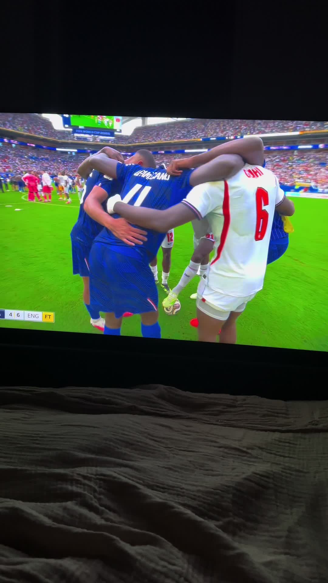 @Fl4lesscreationsGB