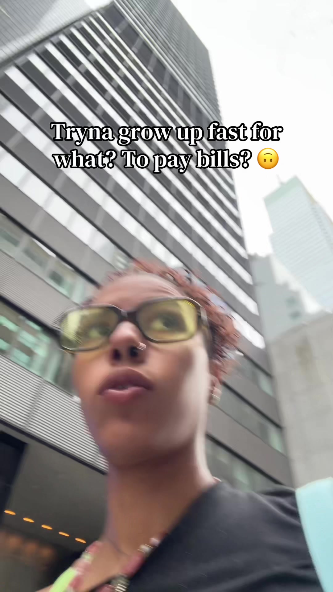 @Ari 🦋