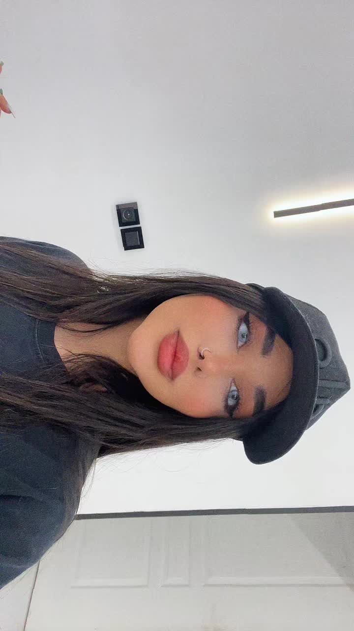 @donyaafsharr