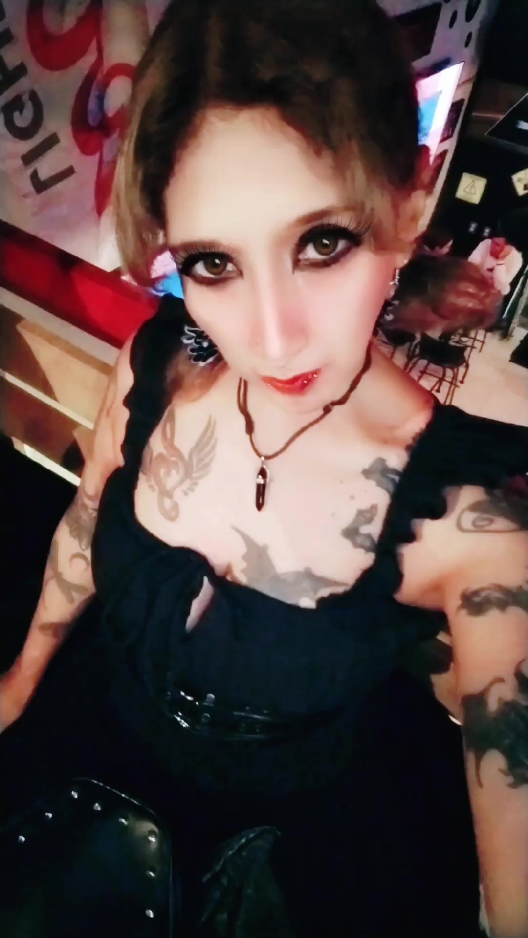 @🦇Emily vampire 🦇